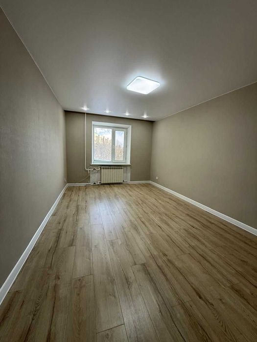 Продается евро 3 комн кв. А-хана,18