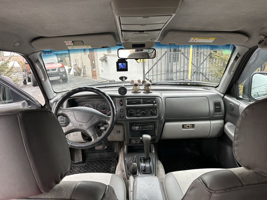 Mitsubishi montero sport,2000года