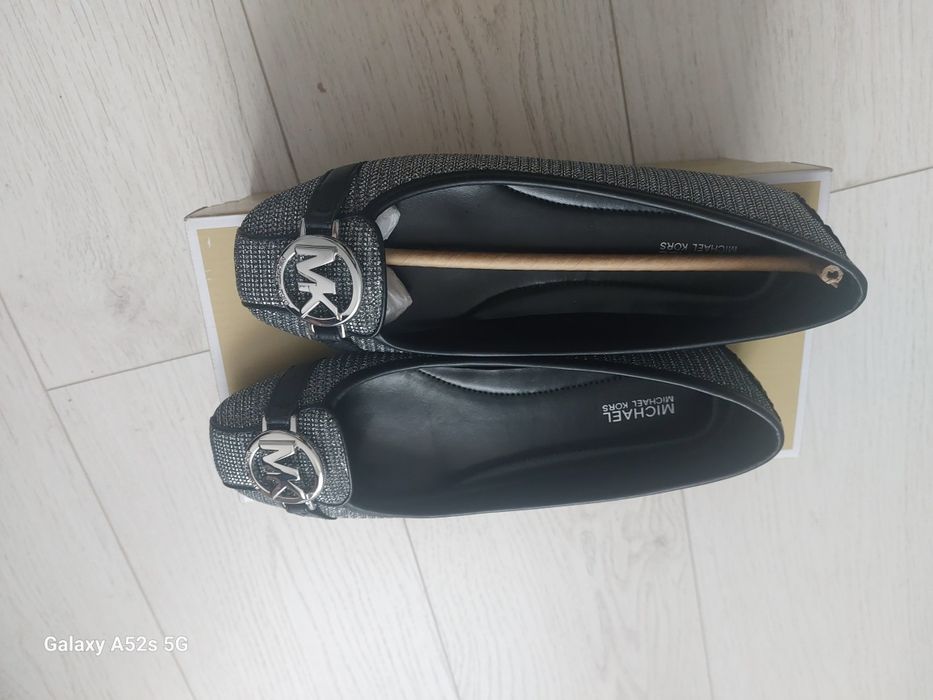 Papuci Michael Kors