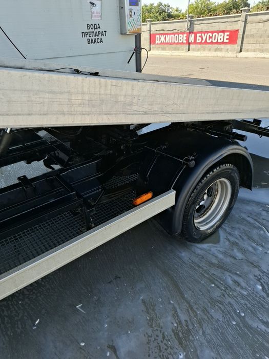 Продавам камион за Пътна помощ