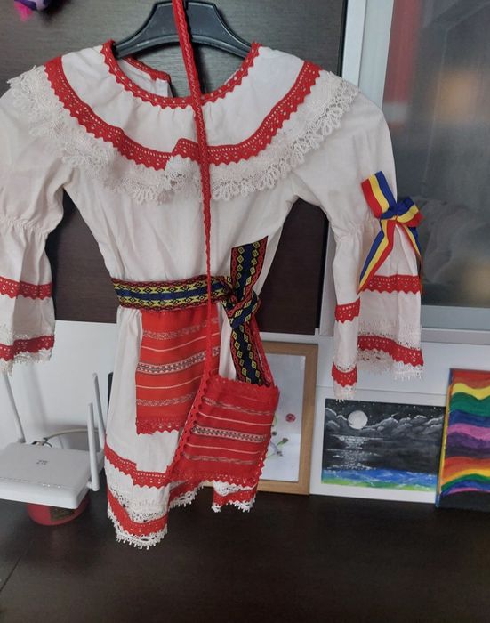 Rochiță ie cu gentuță handmade ambele