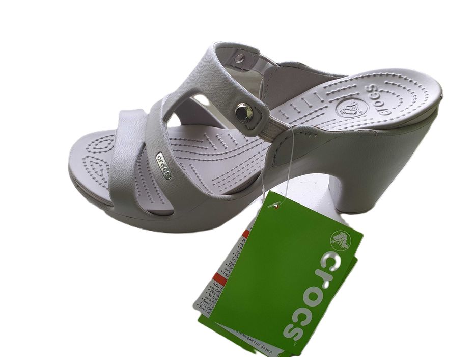 Нови чехли Crocs