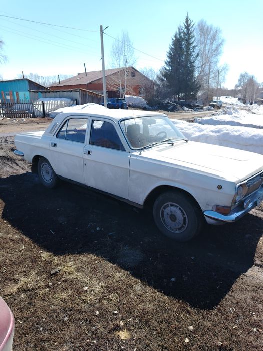Газ 2410волга в хорошем состоянии