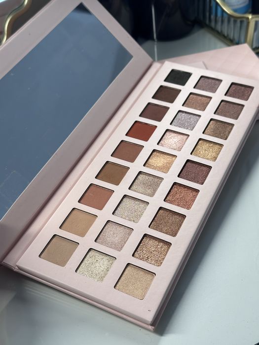 Paleta Nude Palette MUP