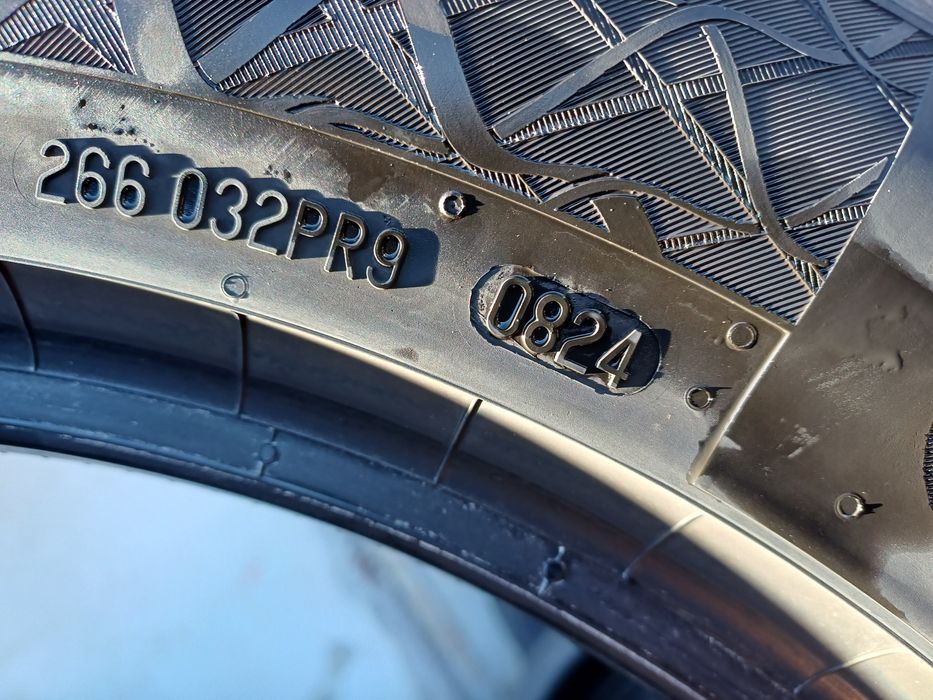 Гуми 225/55/17 Континентал