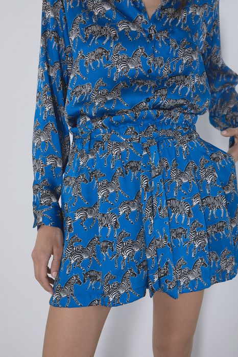 ZARA къси панталонки с висока талия и колан