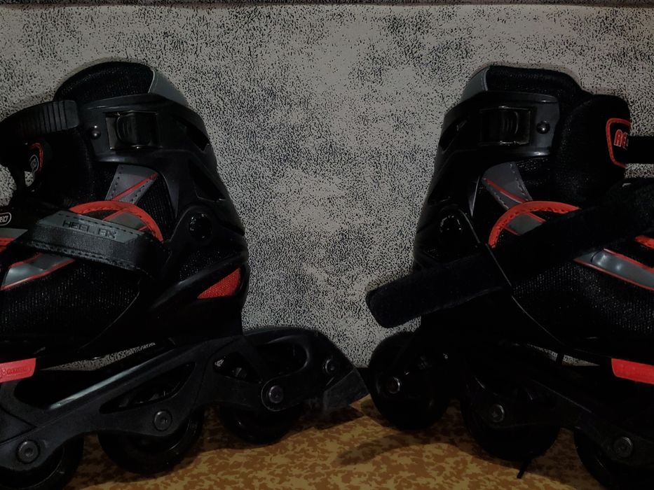 Роликовые коньки