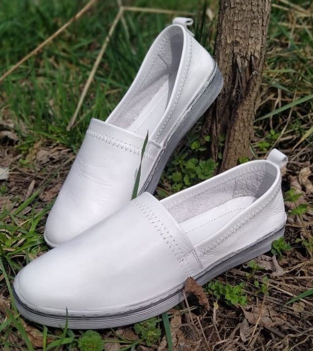 Женские кожаные слипоны