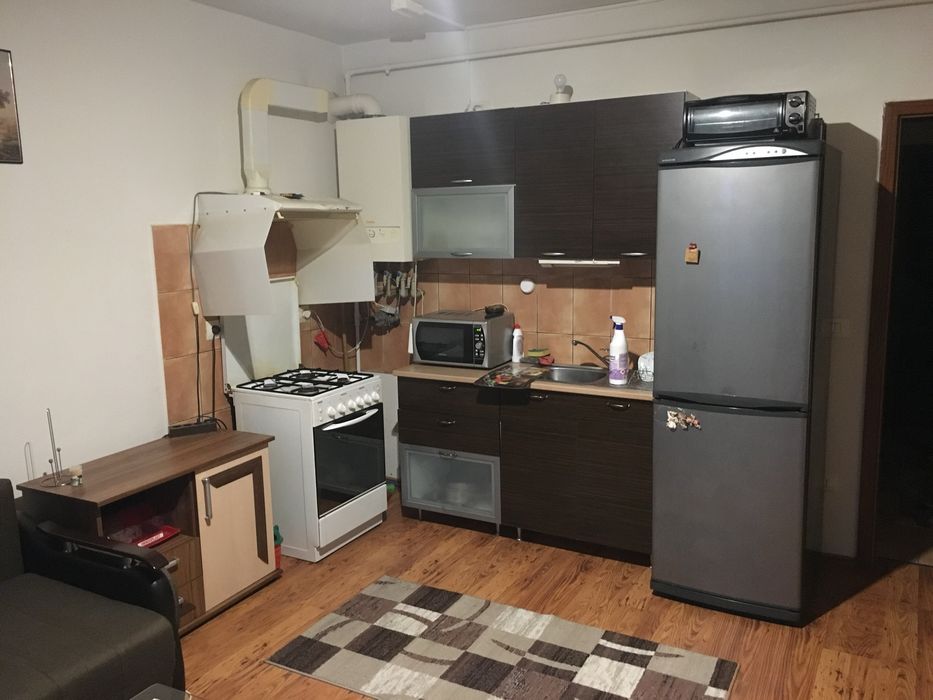 Proprietar inchiriez apartament 2 dormitoare