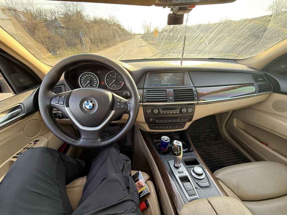Bmw x5 e70 foarte dotat