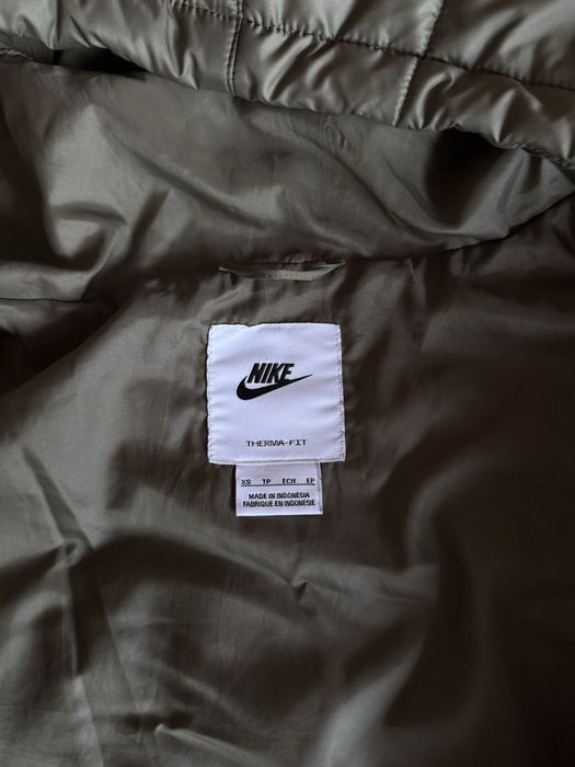 NIKE Therma-fit зелено яке