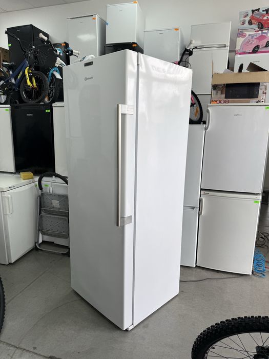 Голям Фризер Bauknecht NoFrost A++ 70см