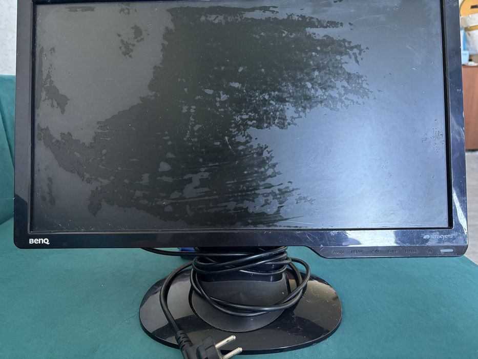 Монитор BENQ диагональ 22