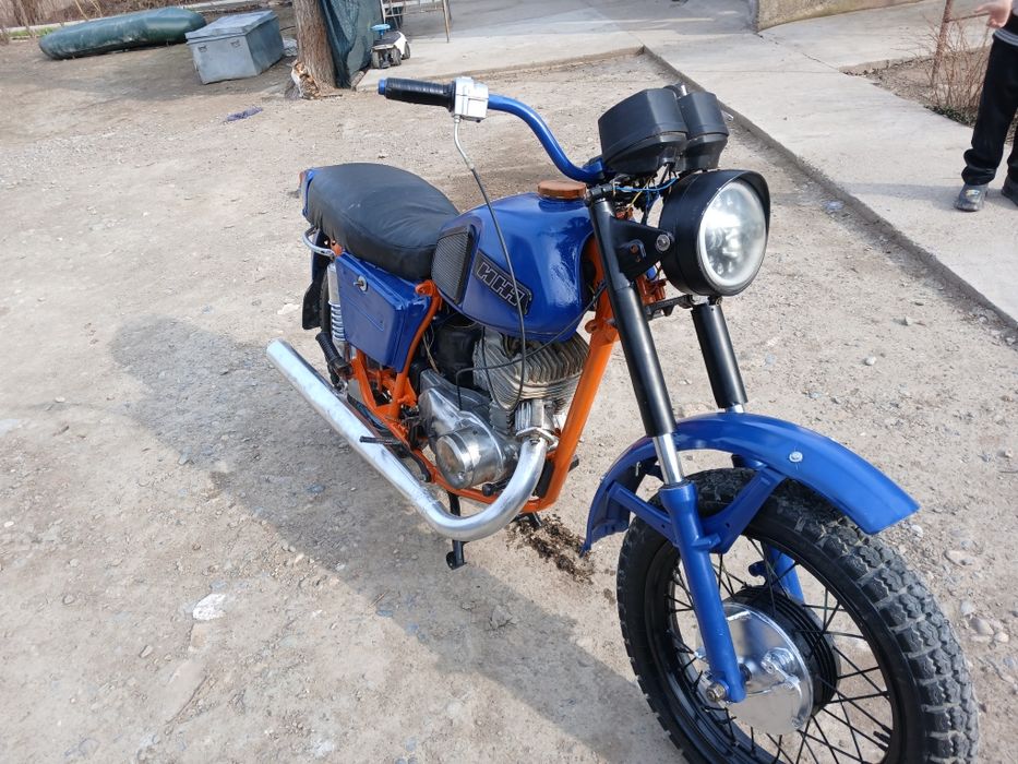 Мотоцикл иж планета 5