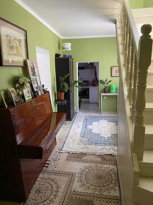 Продается 2-х этажный коттедж