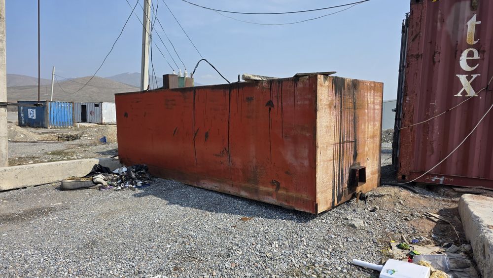 Емкость для хранения и разогрева битума