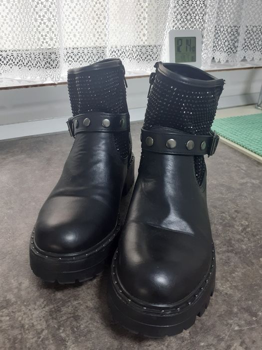 Vand ghete dama culoare negru marime 38