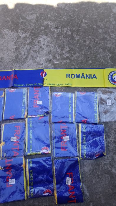 Нови футболни шалове