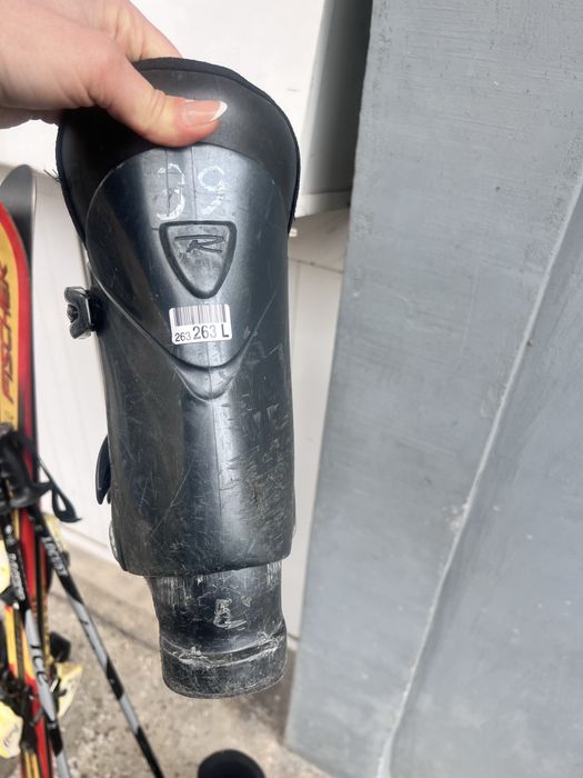 Ски оборудване на цена по договаряне