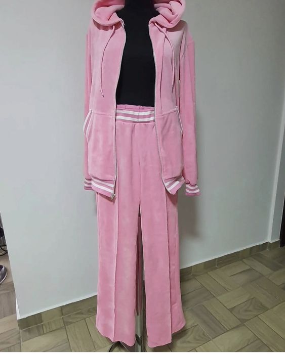 Trening catifea, hanorac cu buzunare, pantaloni model drept, mas. M