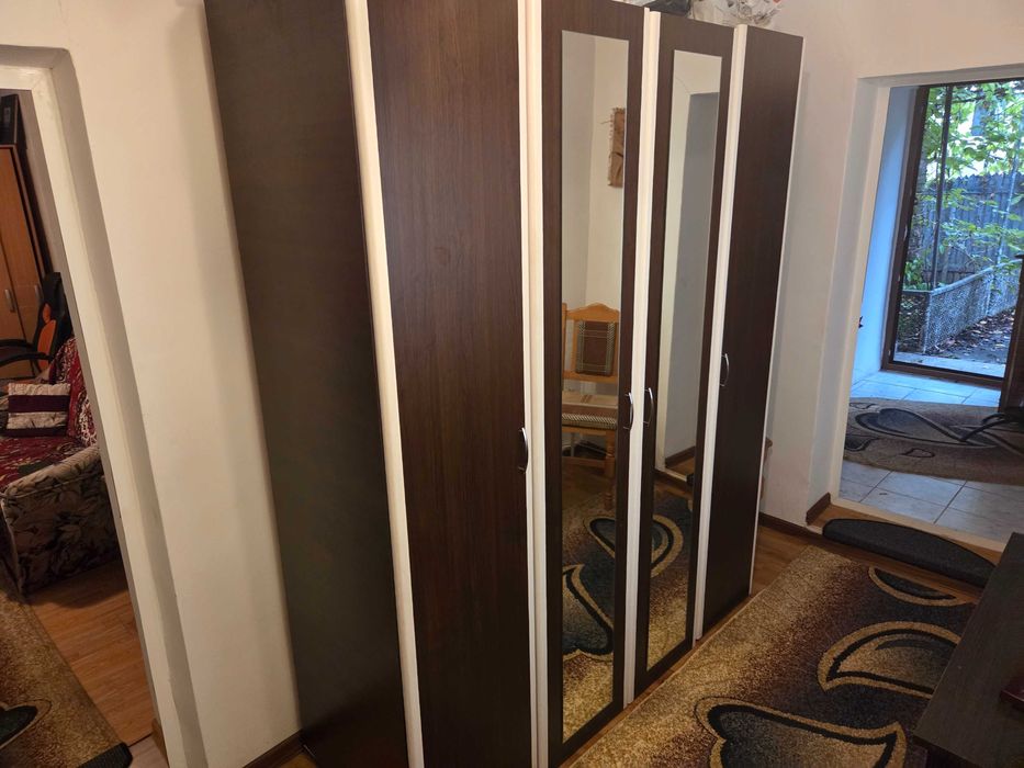 Set mobilă dormitor complete: Șifonier mare 4 ușii cu oglindă + Pat 1 persoană + Comodă TV
