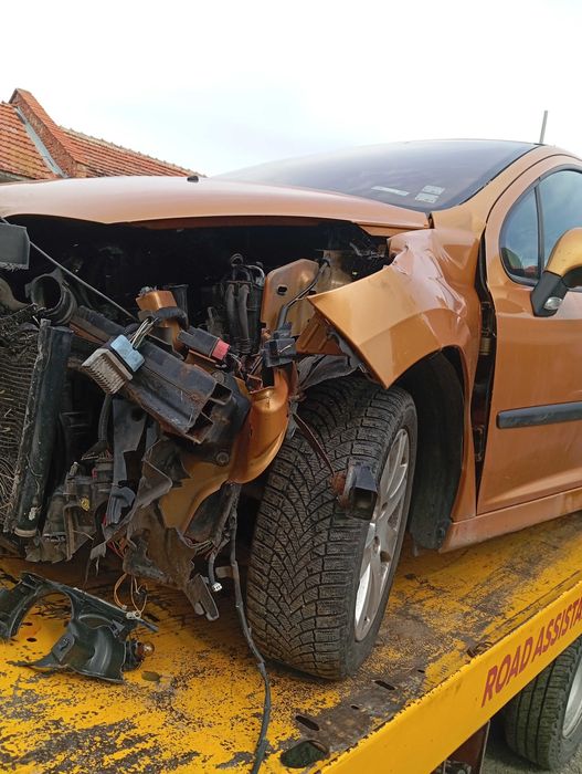 Пежо 207 1.6дизел на части