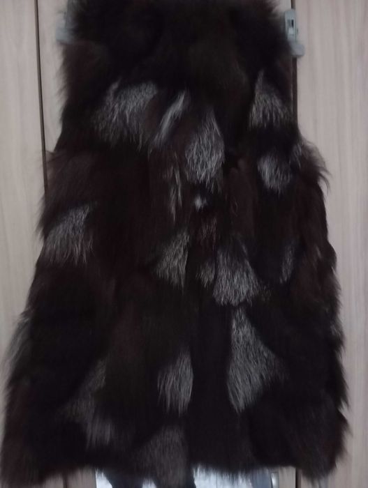 Намален Дамски елек , лисица -М/ Л размер .