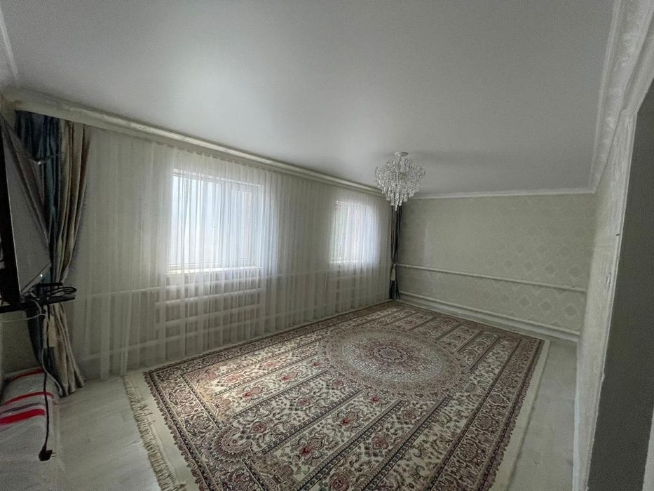 Дом частный во дворе 2 дома