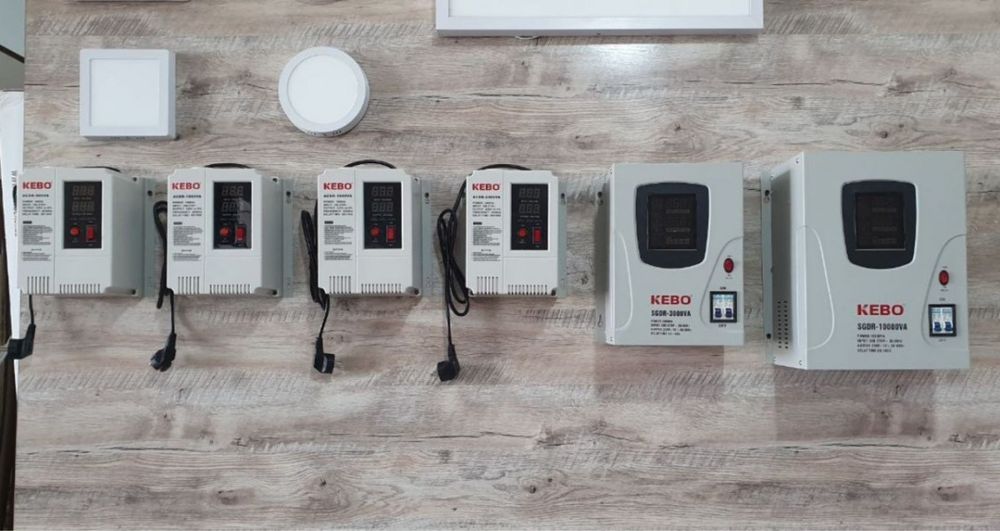 Стабилизатор напряжения 0,5 KVA 220V