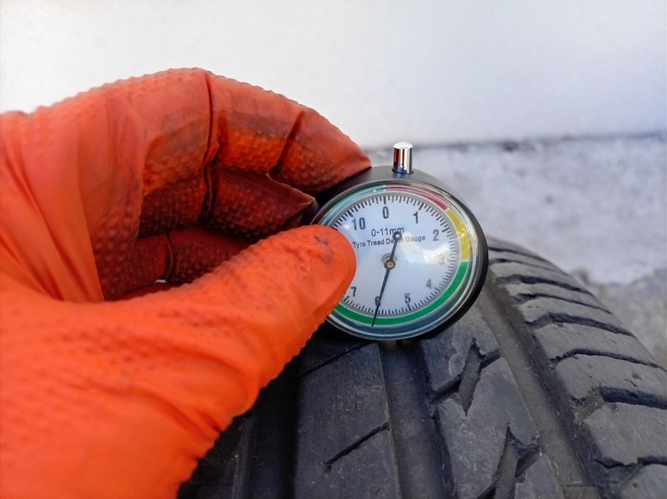 Гуми 235/60/17 Сайлун 21г.