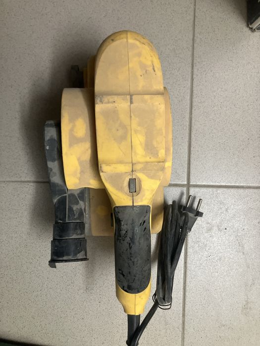 Ленточная шлифовальная машина