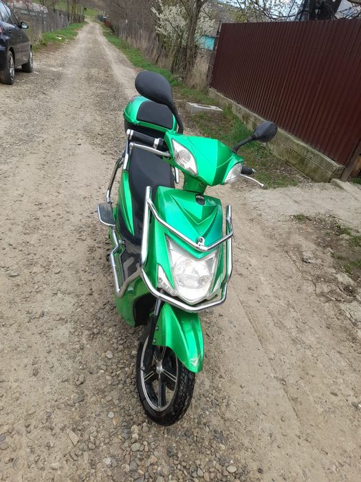 Scuter electric fara permis