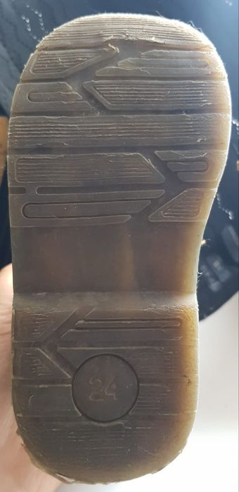 Продам осенние ботиночки