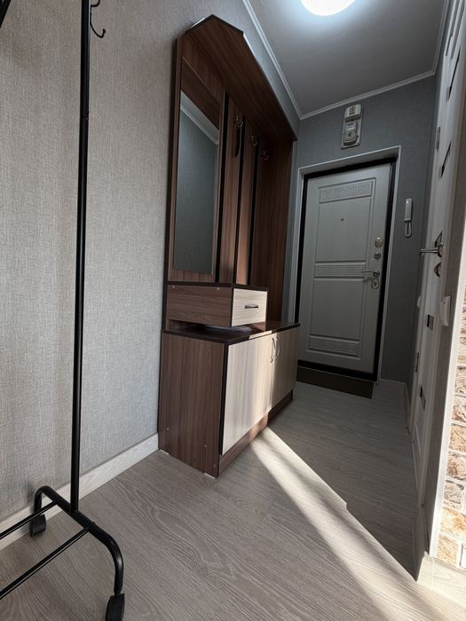 Люкс 1-ком., возле ДК посуточно