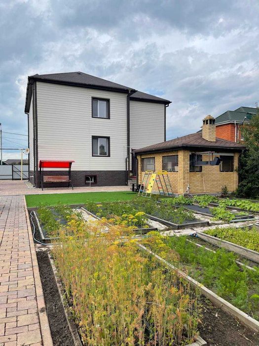 Продажа 2-этажного дома