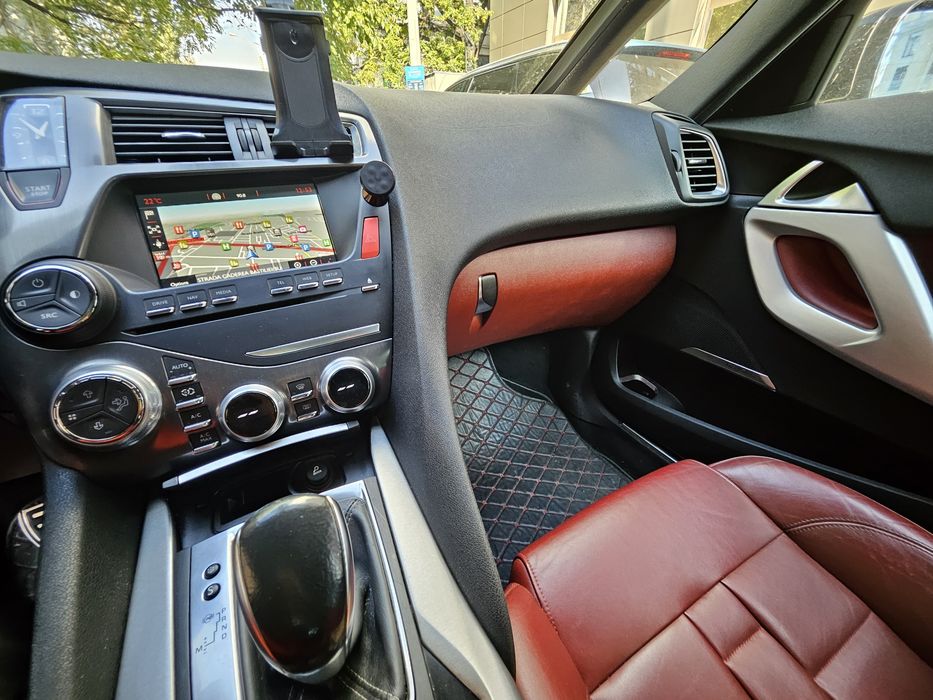 Citroen DS5 /  2.0 EHDI 180cp