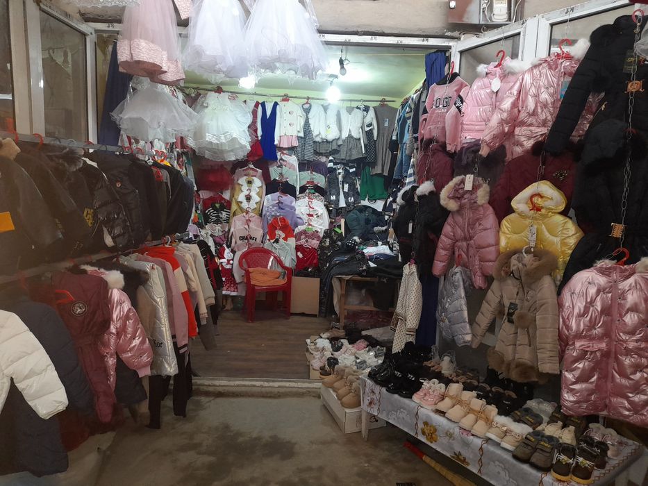 Докон сотилади еркургон бозорида размери 3×3