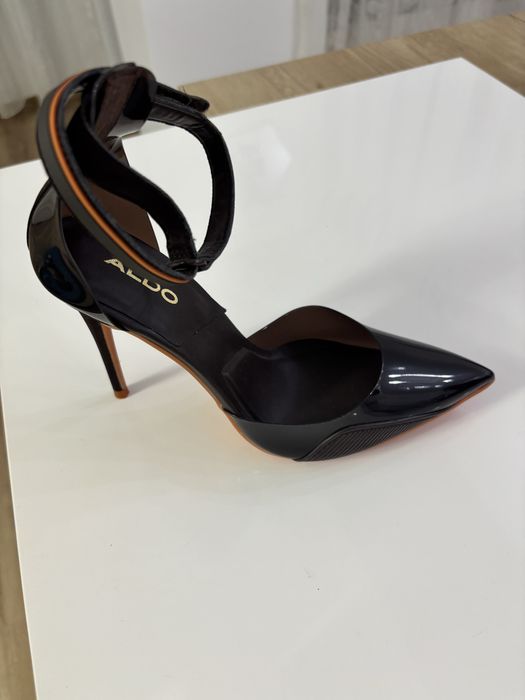 Pantofi Aldo noi marimea 36