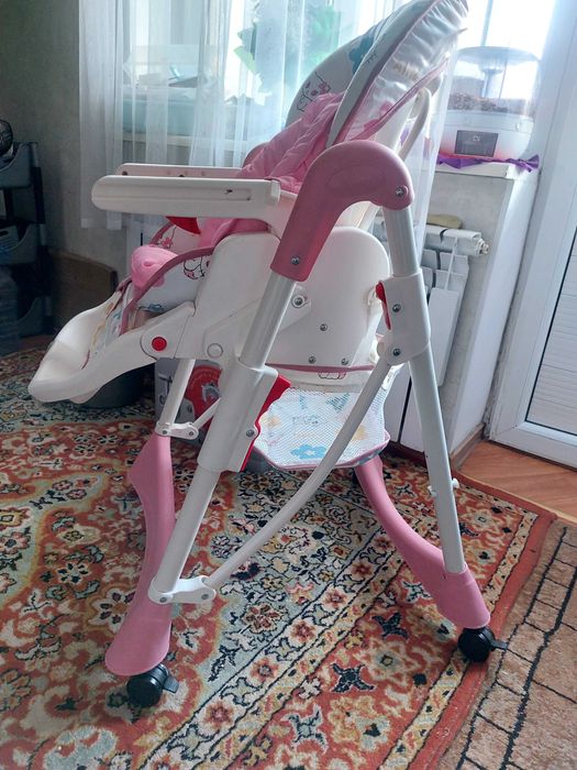 Столик для кормления