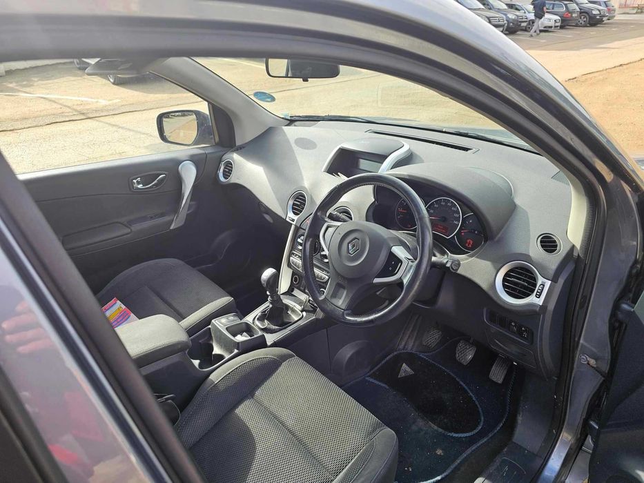 Рено Колеос 2009г.