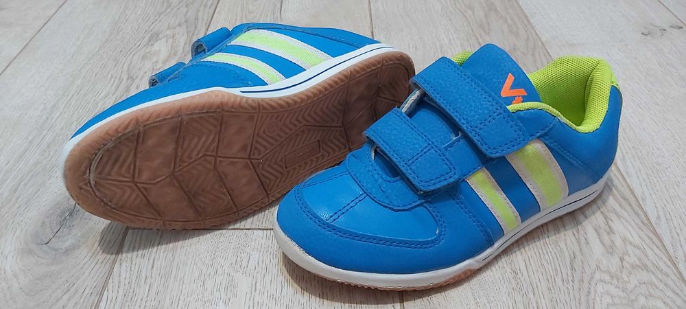 Детски обувки-номер 32,33,35,36