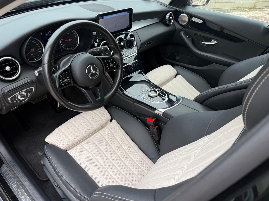 MERCEDES-BENZ 300 2021 — imagine 4