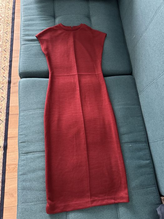 Платье бордовое повседневное