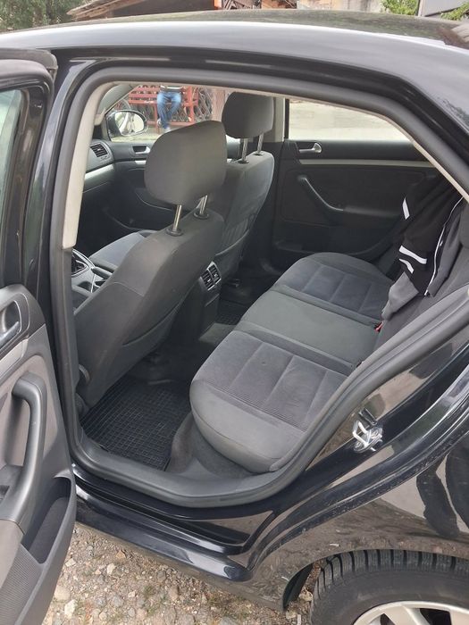 Vând vw jetta 2006 1.9 tdi