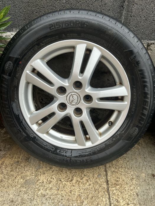 Гуми с джанти от Mazda