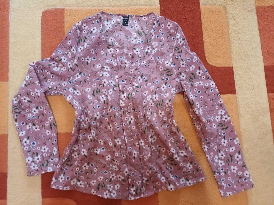 Интересни ризки и блузки