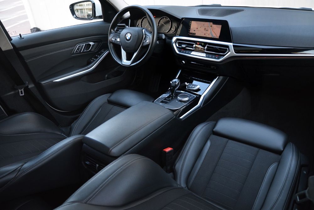 BMW Seria 3 G20 320d 190cp Trapa Led navi Lane Camera Side Distronic