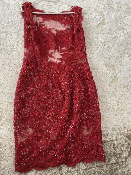 Rochie noua cocktail rosie superba Lucrata manual