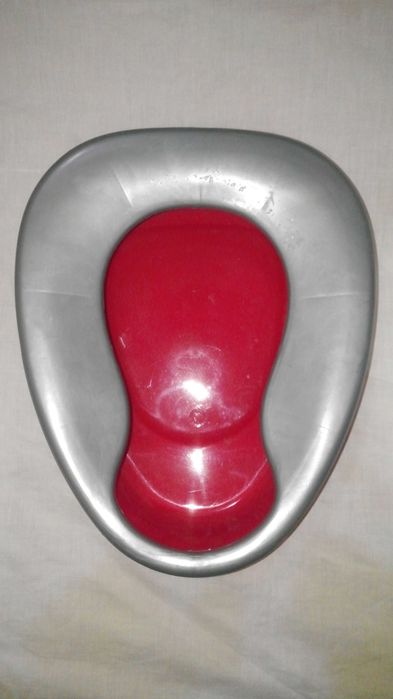 пластиковое судно новое