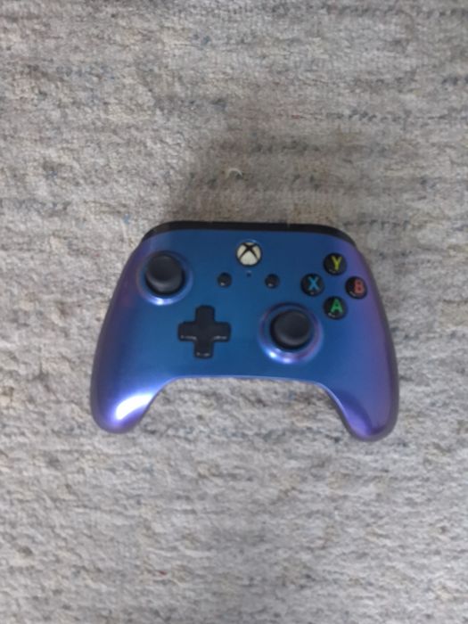 Xbox 1 S + 2 контролера